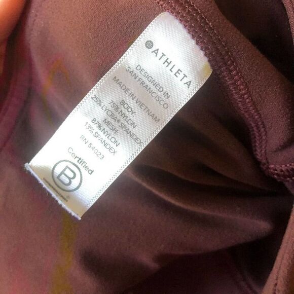 Athleta XXS Wine Colored Vitality Stash Pocket 7/8 Leggings - Picture 9 of 10